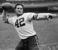 Bears QB Sid Luckman